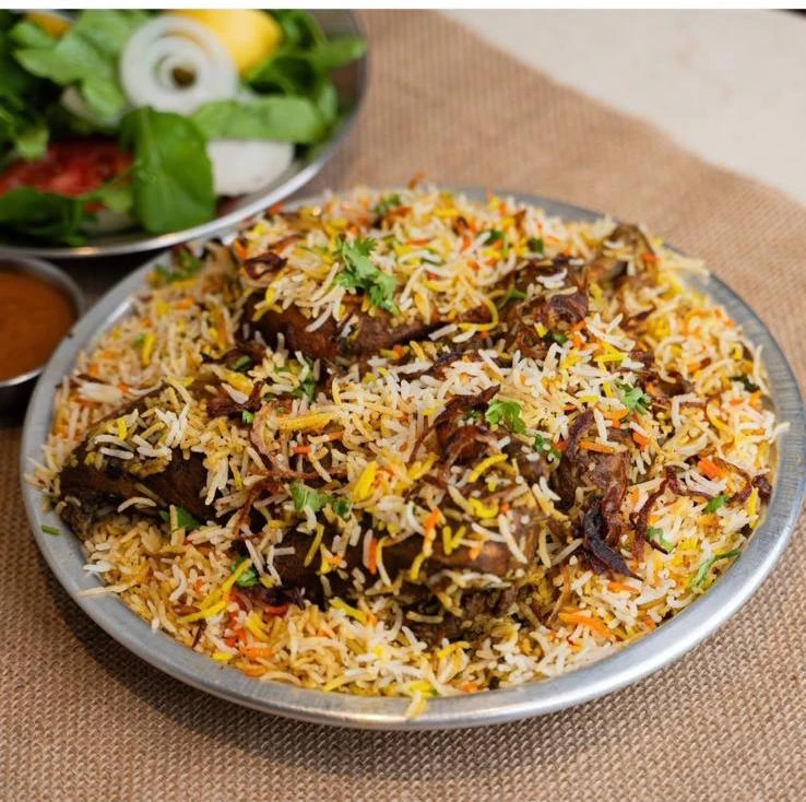 مصلي لحم (في قاعته لحم)